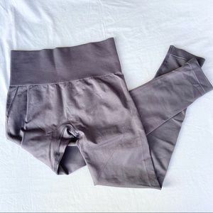 NWOT Seamless Yoga Leggings